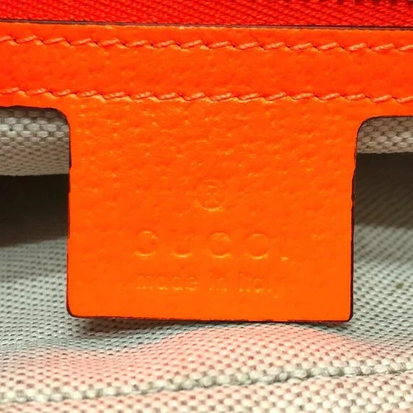 GUCCI Black Leather Shoulder Bag - Picture 12 of 15